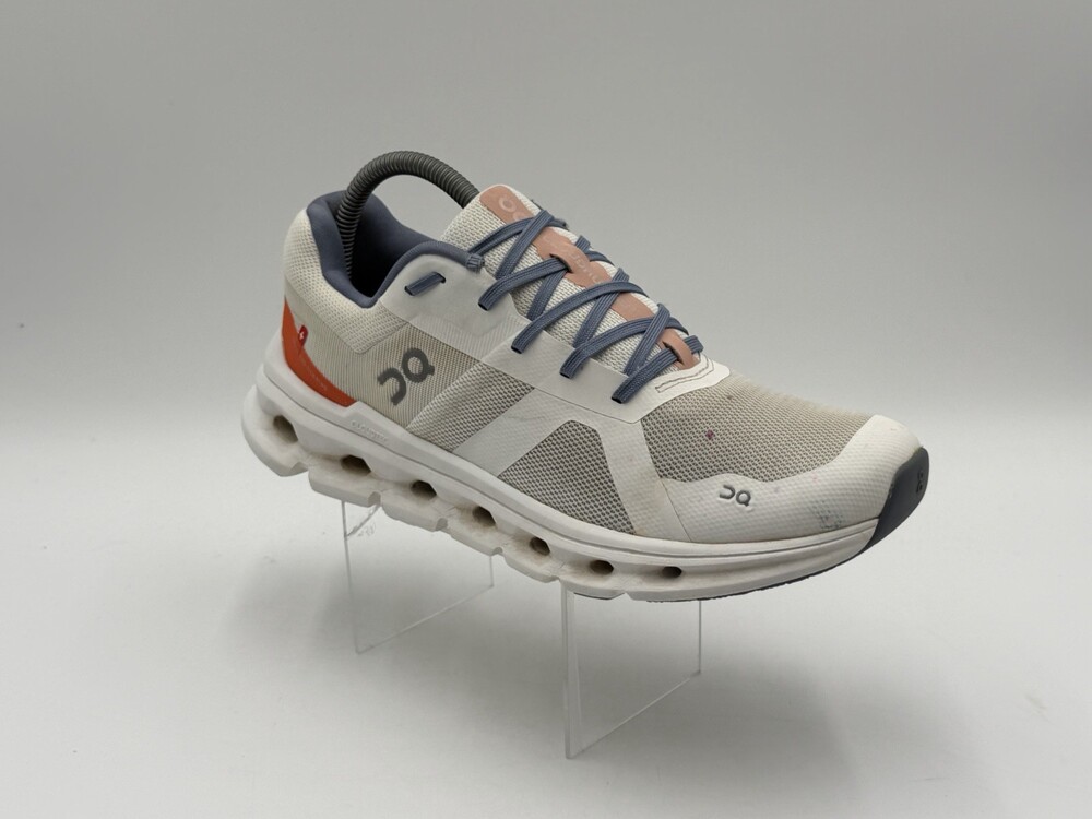 On Cloud Cloudrunner Women's Size  9 US white Color SEE PICTURES FOR DETAILS